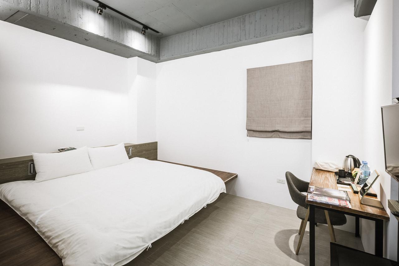 Tiin Tinn - Rivershore B&B T'ai-tung Extérieur photo